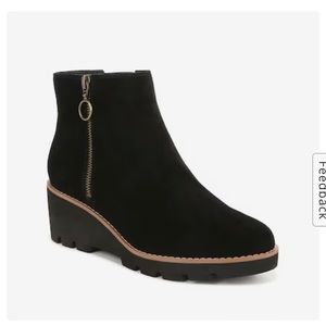 Women’s vionic Hazal black suede boots
